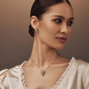 model wearing fireworls diamond ring by el galla